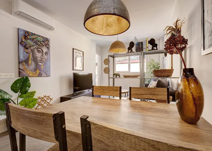 012 New Relaxed 2 Bed Retreat