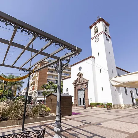 012 New Relaxed 2 Bed Retreat * Fuengirola